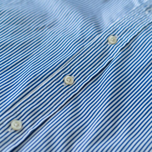 Ralph Lauren classic fit button down - Picture 4 of 6